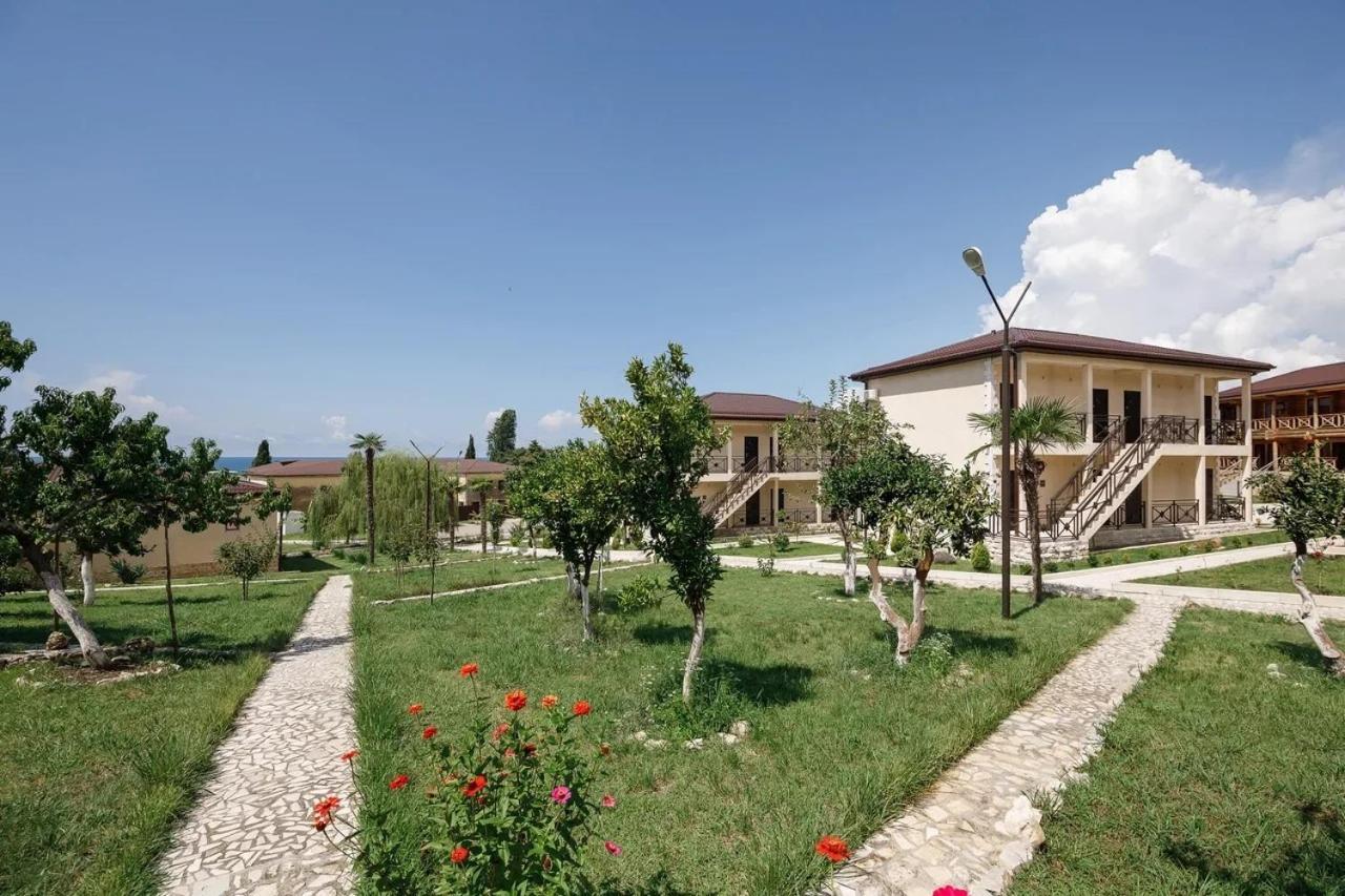 Hotel Paradise Sohum Dış mekan fotoğraf