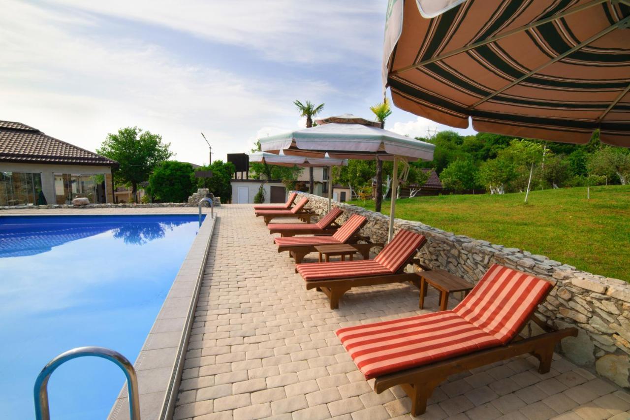 Hotel Paradise Sohum Dış mekan fotoğraf